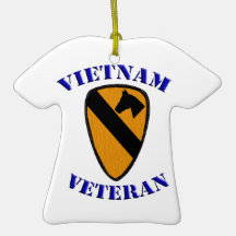 1st Cav Vietnam veteran Jul Dekorationer