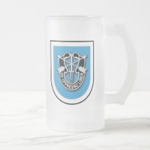 2d SFG-A 1 och reserverar Kaffe Muggar