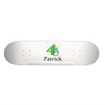 4e födelsedagenpingvinSkateboard