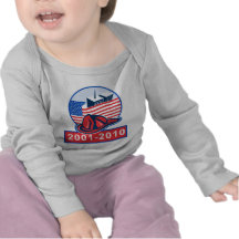 9/11 minnes- amerikanska flaggantvillingbroderbran t shirts