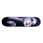 Alabaster- handlag och en arseniktunga skateboards