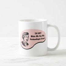 Arkeologen uttrycker kaffe koppar