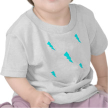B. Stil: Blåttblixt Tshirts