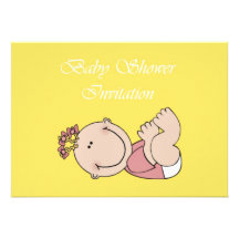Baby showerinbjudan för flicka med att le bebiset