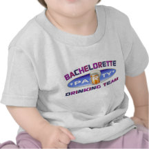 bachelorette som dricker brud- bröllop för lagpart t-shirt