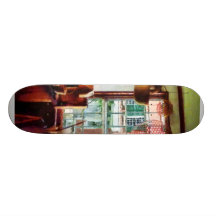 Basketen shoppar skateboard