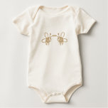 behandla som ett barn honungbiet tee shirts