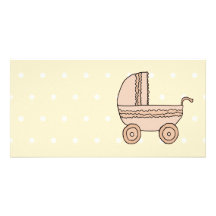 Beige babyPram. På finnig bakgrund Fotokort