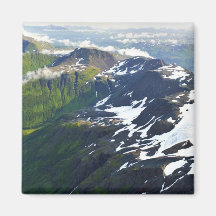 Berg nå en höjdpunkt - antennen beskådar magneter för kylskåp
