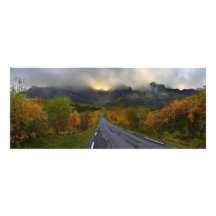 Bergmassiv av den Flakstadoya ön Norge Fototryck