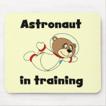 Björnastronaut i utbildningsTshirts och gåvor Musmattor