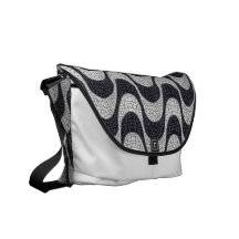 Black and white mosaic wave messenger bag bolsas de mensajeria