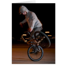Bmx utbildning på natten hälsnings kort