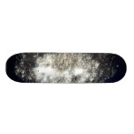 boll av den ljusa skateboarden