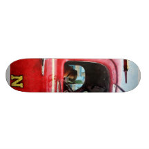 Brandman bästa vän skate board