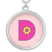 Brev D i Flores rosor Smycken