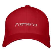 Broderad högsta hatt för brandman