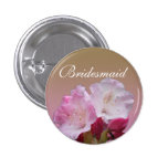 brudtärnablomman knäppas pins