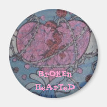 Brutet -hjärtad kylskåpsnagnet