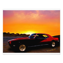 Camaro 1969 upp på steniga Ridge för solnedgång Fotografier