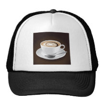 Cappuccino med virvlar runt keps