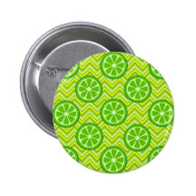 Citrusa limefrukter för ljus sommar på gröntgultsp knapp med nål