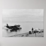 Clarence Rhode som sätter på land flygplan Affischer