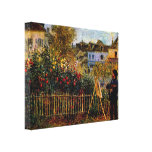 Claude Monet - Monet målning i hans trädgård Canvastryck