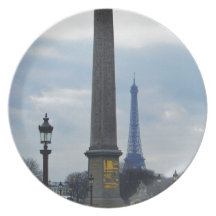 Cleopatras nål- och Eiffel torn Tallrik