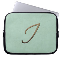 cursive monogram - I Datorskydd