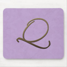 cursive monogram Q Musmattor
