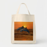 Delfiner på solnedgången tote bag