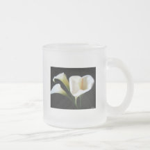 Den eleganta Callaliljan blommar 9 Kaffe Koppar