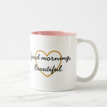 Den härliga muggen för den bra morgonen - ha en hä