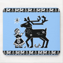 Den Lapland flickan rymmer renen med horn på kronh Musmattor