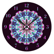 Den lilor tonade rosa kaleidoscopen tar tid på klockor