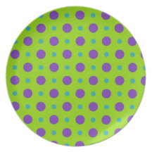Den purpurfärgade polkaen pricker pläterar dinner plates