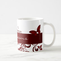 Den röda fjärilen med förser med text kaffe mugg