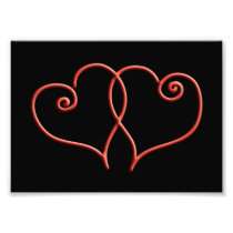 Den röda och svart valentinesen virvlar runt hjärt