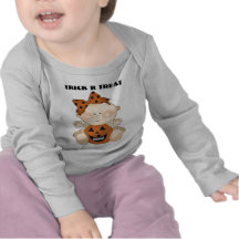 Den roliga babyen för den Halloween temaBU lurar T