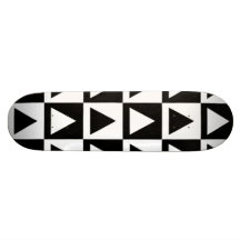 Den svart vitdiamanttriangeln och kvadrerar mönste skateboards