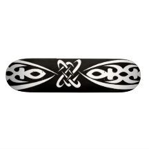 Det stam- Celtic musikbandet stiger ombord Skate Decks