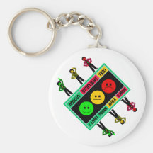 Diagonal moody StoplightTriologotyp med tecken Nyckel Ringar