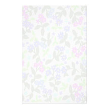 Dimmig blommigtträdgårdbrevpapper