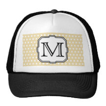 Ditt brev. Beställnings- Monogram. Beige Polkapric Mesh Kepsar