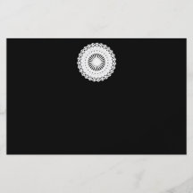 Doily. Vitsnöre cirklar. På Black. Flygblad