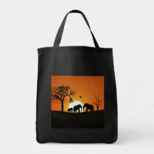 Elefanter på solnedgången tote bags