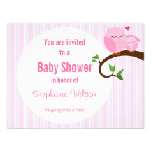 En dyft av en rosa ugglainbjudan för baby shower