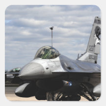 En falk för stridighet F-16 Fyrkantiga Klistermärken