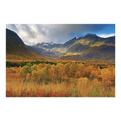 En höst beskådar ön av Hinnoya Troms Norge Fotografiskt Tryck